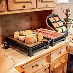 瓦尔德豪斯酒店